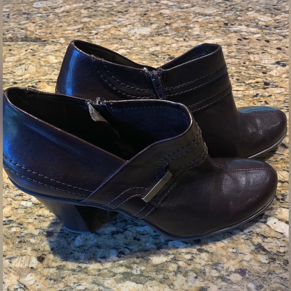 Liz Claiborne flex ankle boots 3.5inch heel - Picture 4 of 5